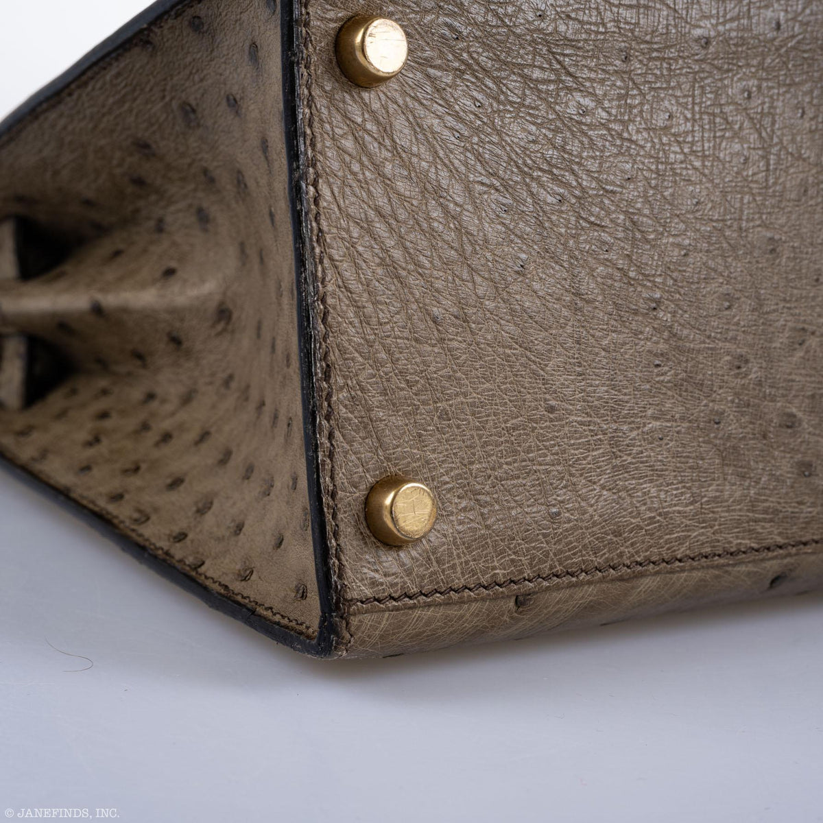 Hermes Kelly 28 Sellier Mousse Ostrich Gold Hardware - Circle W