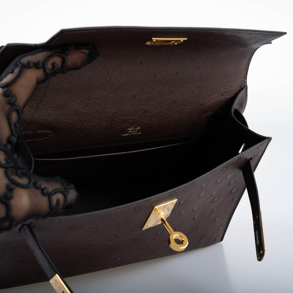 Hermes Kelly Pochette Rouge Sellier Ostrich with Gold Hardware - 2021, Z