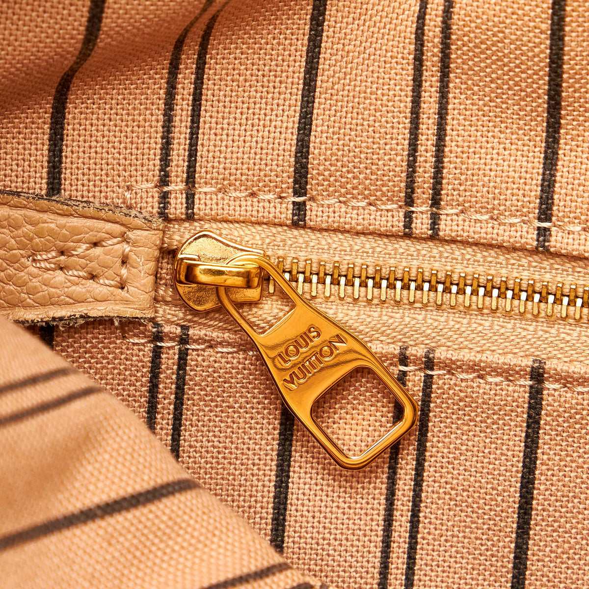 Louis Vuitton Monogram Empreinte Bagatelle (SHG-27338)