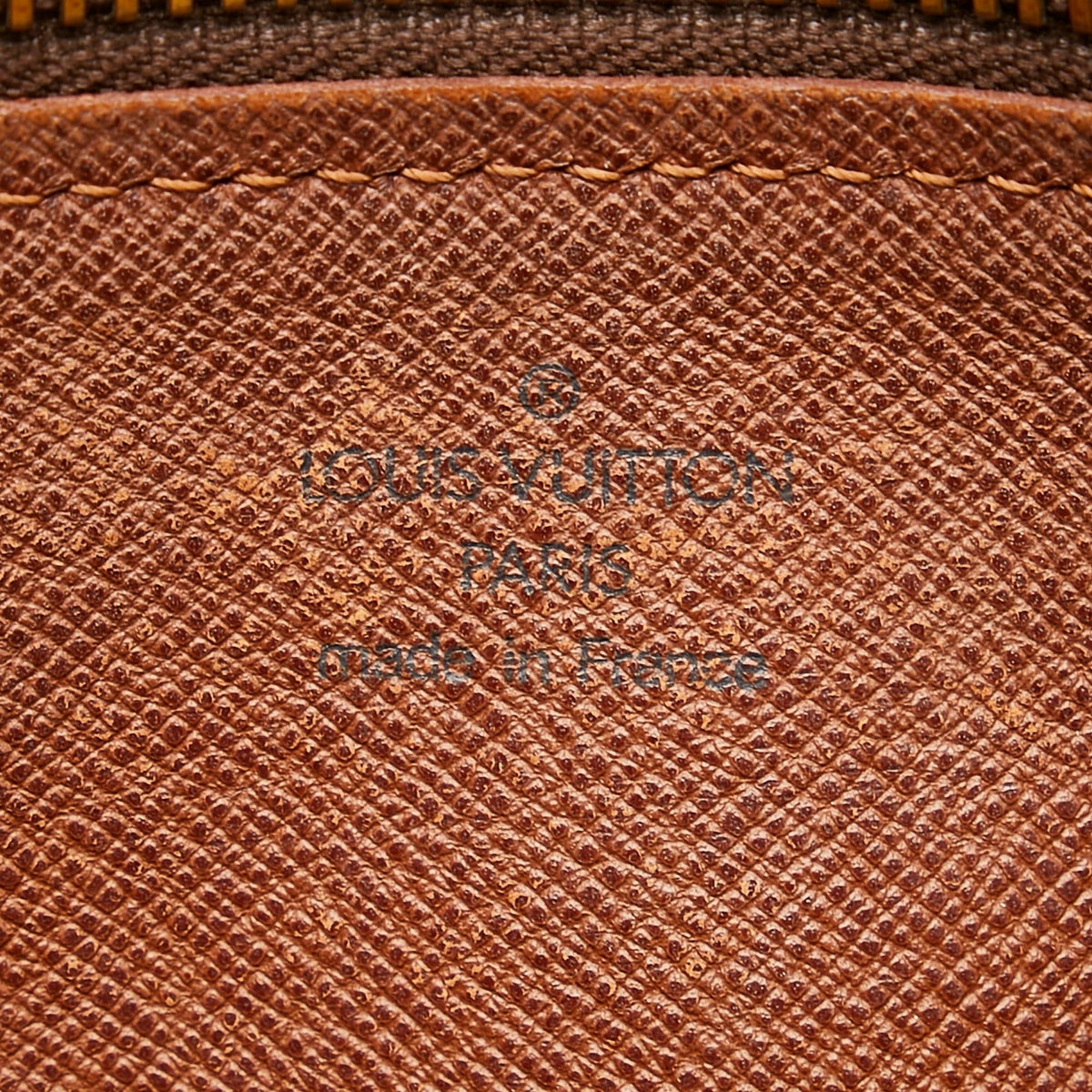 Louis Vuitton Monogram Papillon 28 (SHG-28148)