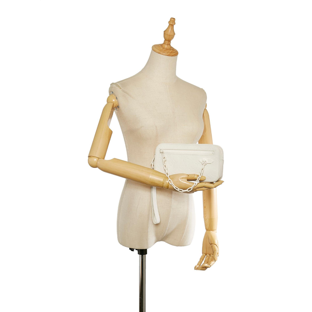 Louis Vuitton Monogram Taurillon Volga Pochette (SHG-24276)