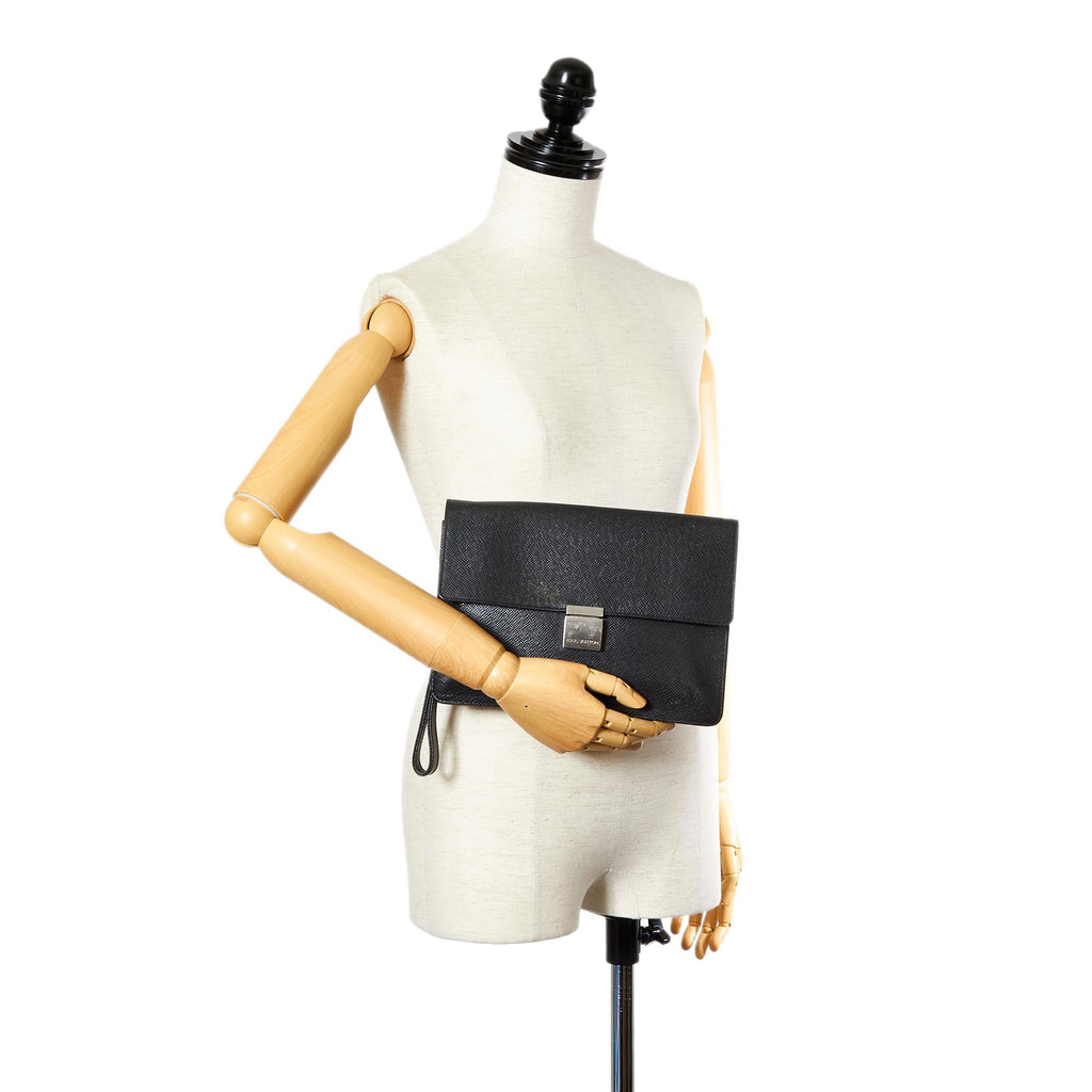 Louis Vuitton Taiga Selenga (SHG-26618)