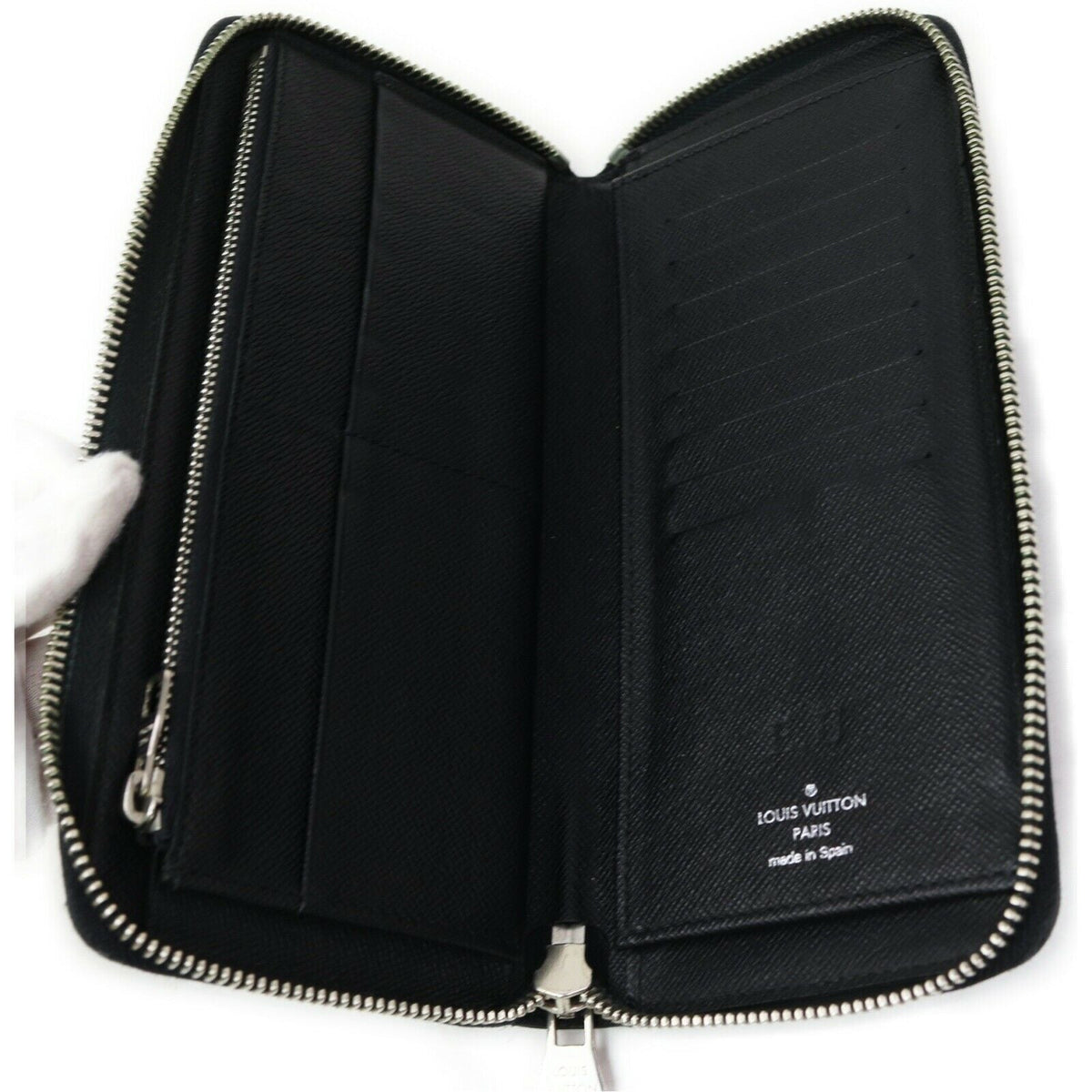 Louis Vuitton Zippy Wallet Black